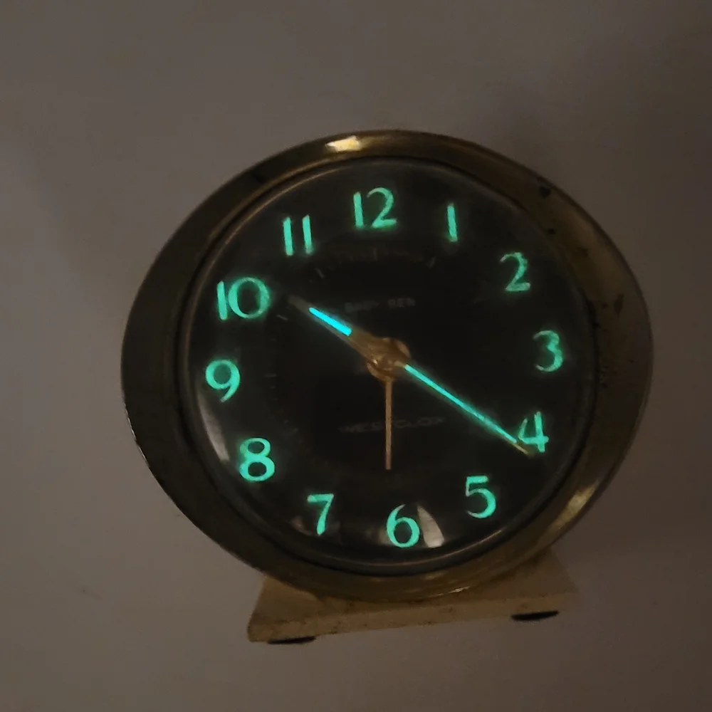 Westclox Model 1158056 Travel Alarm BABY BEN White Gold Glow In TheDark Untested
